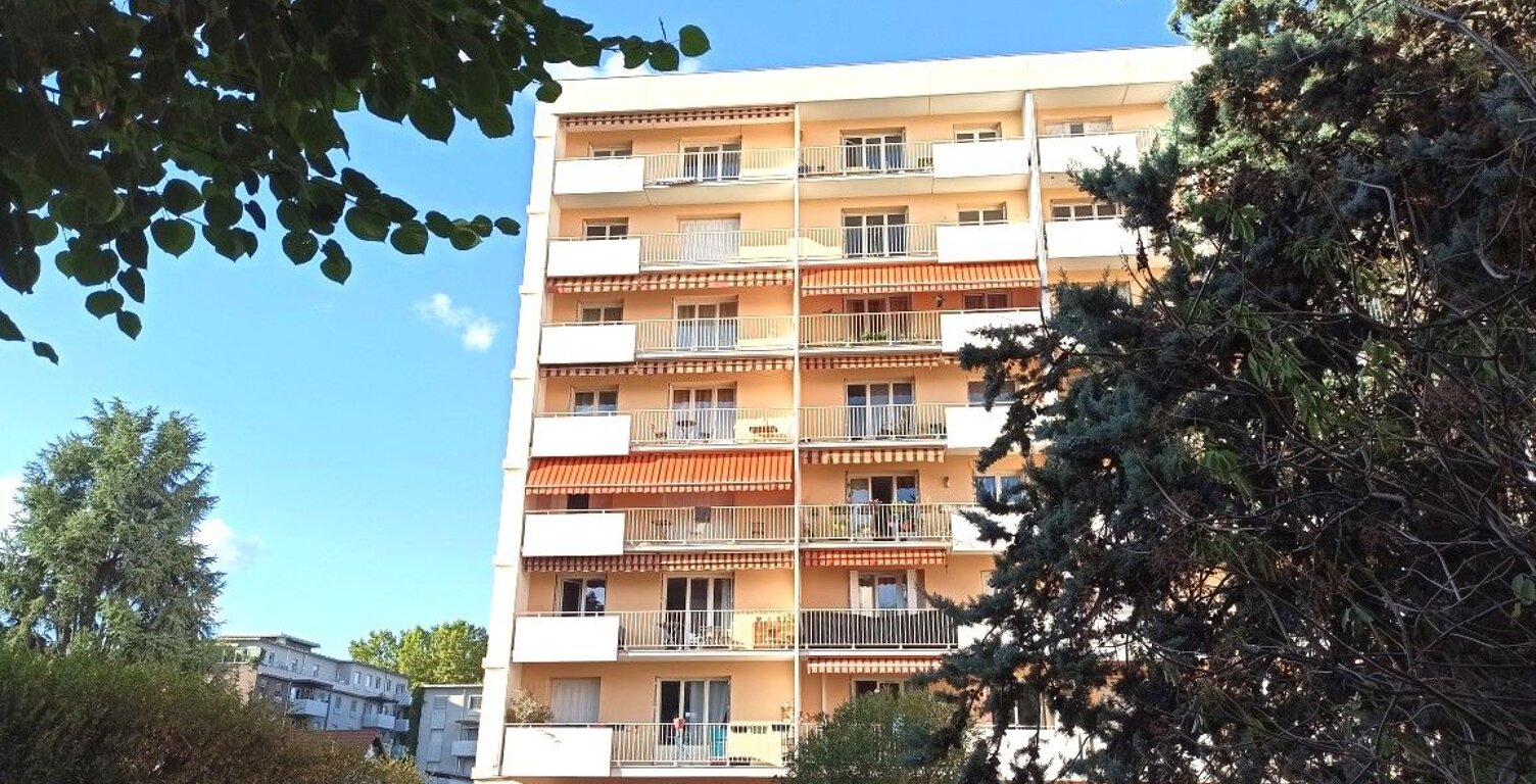 6 Pièces Balcon - Garage — photo 1