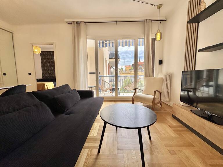 À LOUER NICE NORD SAINT-MAURICE - 2 PIÈCES AVEC TERRASSE — photo 1