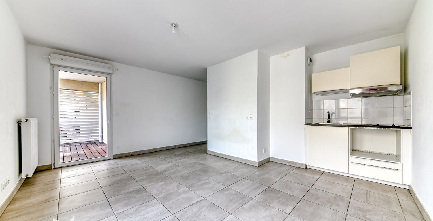 Excellente opportunité !!! Beau studio récent avec balcon à vivre. — photo 1
