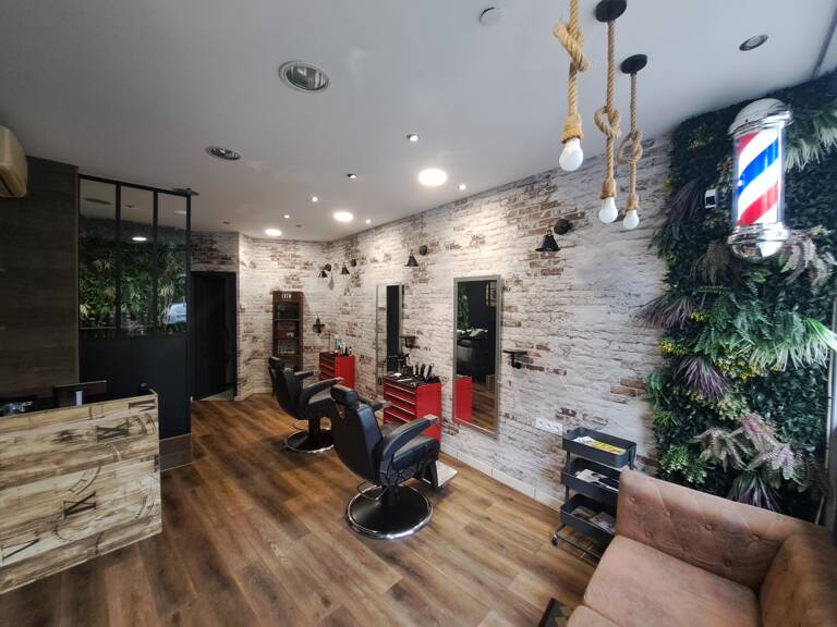 Commerce  31 m² — photo 1