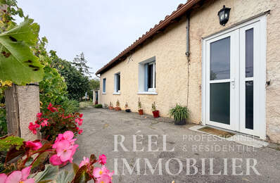 Maison de 80m2 avec grand terrain et 2 garages — photo du bien