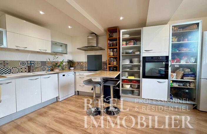 Maison de 80m2 avec grand terrain et 2 garages — photo 2