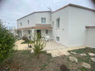 A VENDRE LA ROCHELLE MAISON FAMILIALE 171M2- 4 CHAMBRES- GARAGE DE 67M2-PISCINE — photo 3