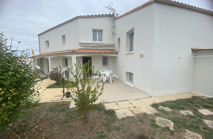 A VENDRE LA ROCHELLE MAISON FAMILIALE 171M2- 4 CHAMBRES- GARAGE DE 67M2-PISCINE — photo 3
