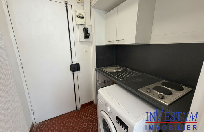 Sainte Foy Les Lyon 1 pièce(s) 22 m2- Résidence avec piscine et Tennis — photo 2