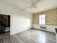 A LOUER APPARTEMENT DE TYPE 3 CENTRE VILLE- BOURG SUR GIRONDE — photo 2