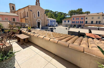 T1 meublé avec terrasse plein coeur du village ! — photo du bien