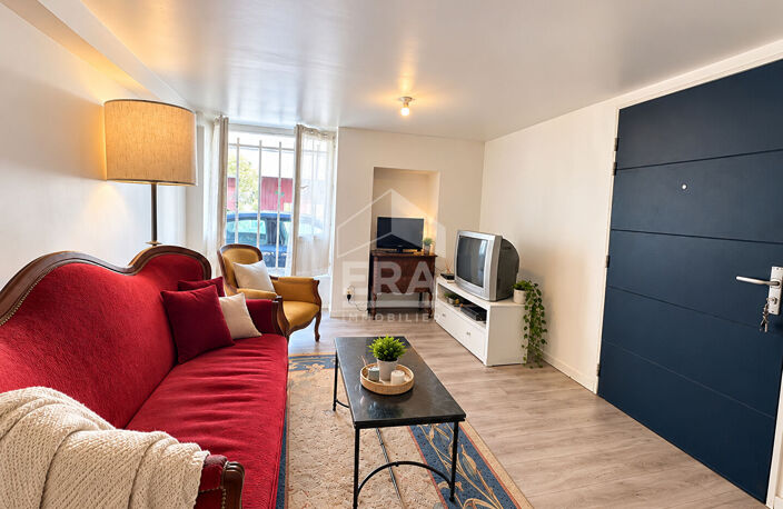 Appartement T2 à vendre à Bourg - Réf 3312 - 98 250  — photo 2