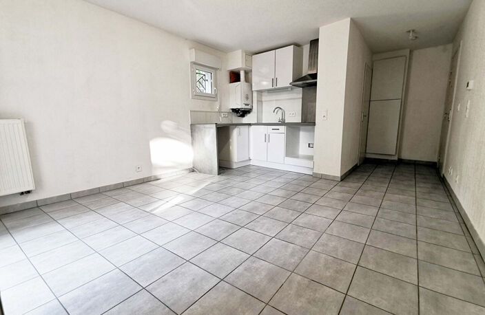 LA COLLE SUR LOUP - Studio de 26 m² avec 5.20 m² de terrasse — photo 5
