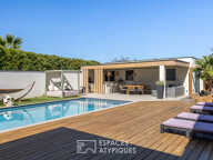 Maison contemporaine aux volumes spectaculaires avec piscine, à Genas — photo 4