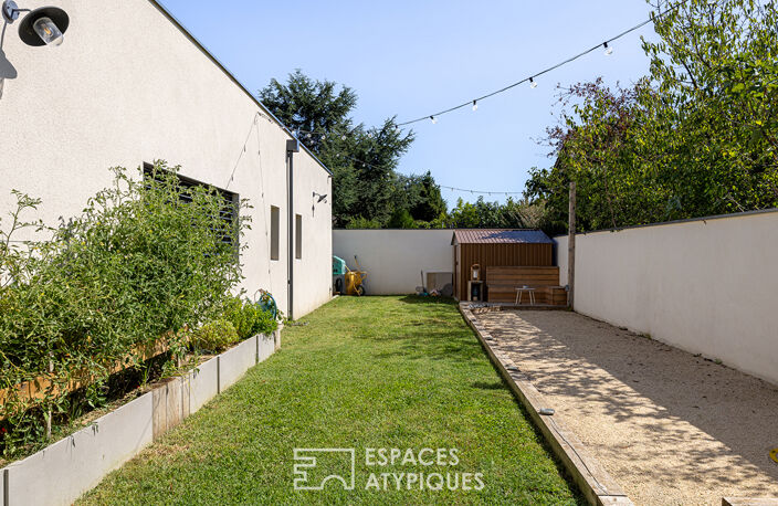 Maison contemporaine aux volumes spectaculaires avec piscine, à Genas — photo 5