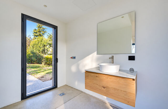 PUYRICARD  260M² SUR 2300M² — photo 3