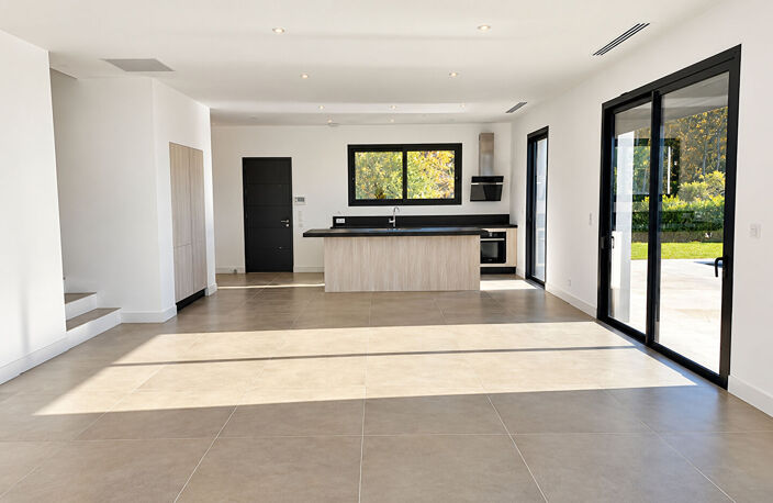 LA BERGERIE  VILLA 160M²  PISCINE IBS TGV — photo 2