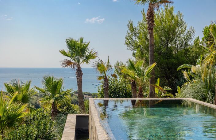 Vue mer, deux piscines, luxe et sérénité — photo 3