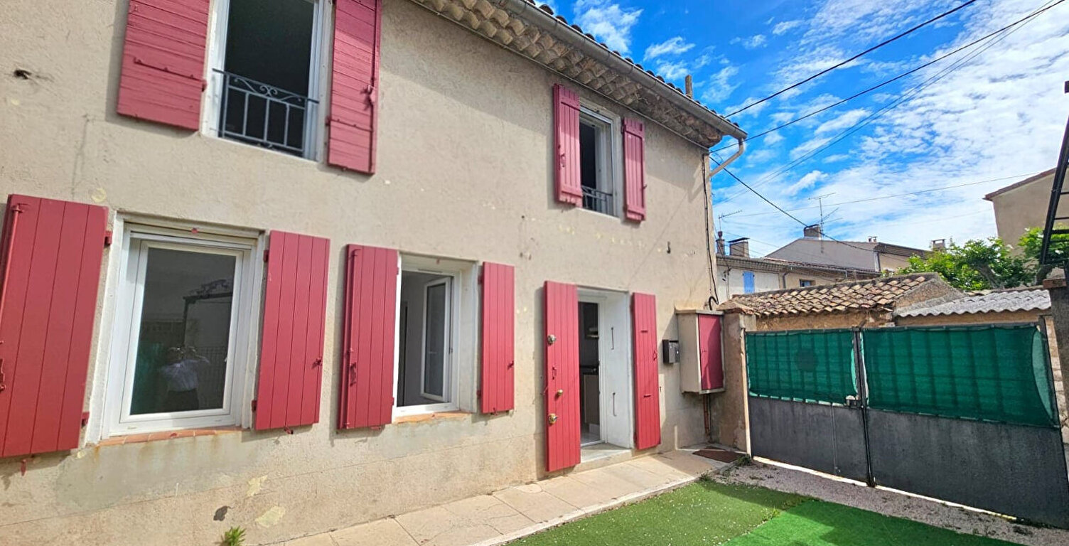 Maison de Ville LES MILLES - 3 pièce(s) - 70.49 m2 avec extérieur — photo 1