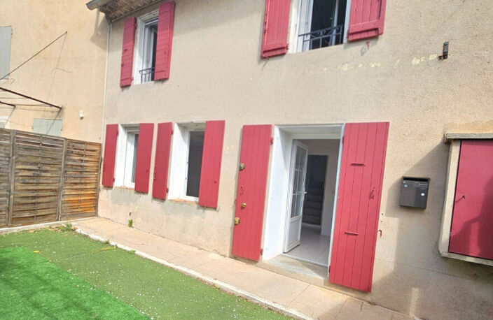 Maison de Ville LES MILLES - 3 pièce(s) - 70.49 m2 avec extérieur — photo 2