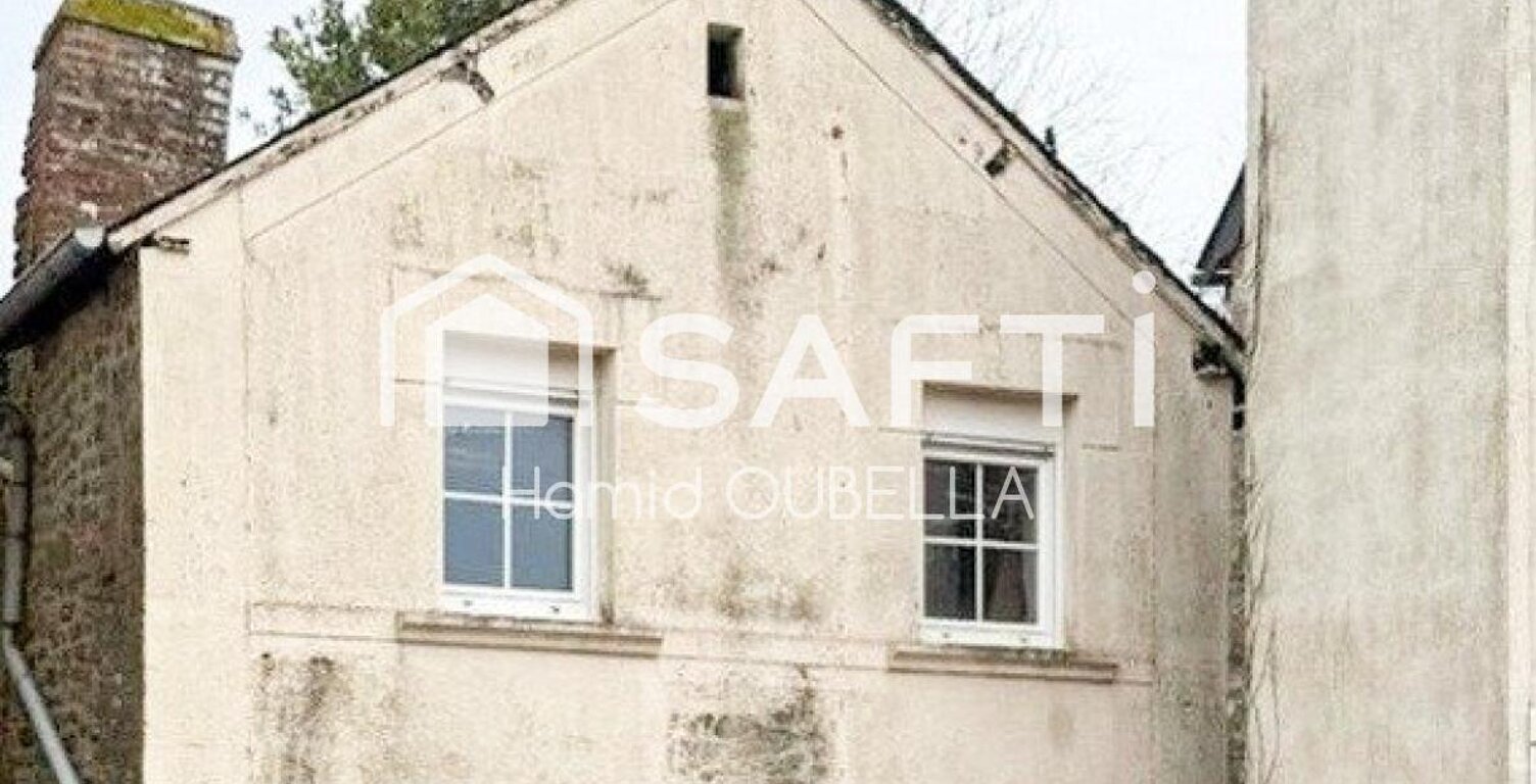 Maison à rénover avec jardin  Courcité (53) — photo 1