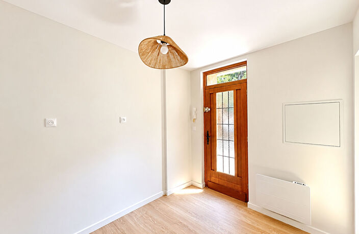 TOULOUSE - CHALETS - T2 Indépendant sur cour, entièrement rénové, lumineux et au calme — photo 4
