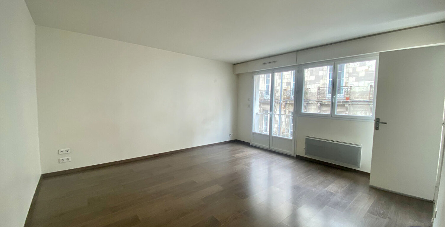 Appartement Nantes 1 pièce 28.01 m2 — photo 1