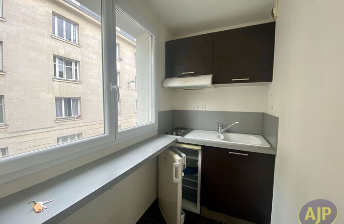 Appartement Nantes 1 pièce 28.01 m2 — photo 3