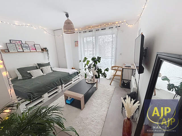 STUDIO BEAUSEJOUR/SAINTE THERESE — photo du bien