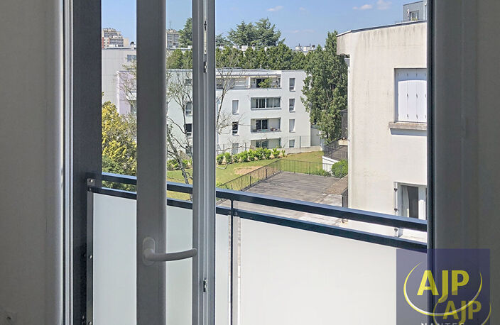 STUDIO BEAUSEJOUR/SAINTE THERESE — photo 4