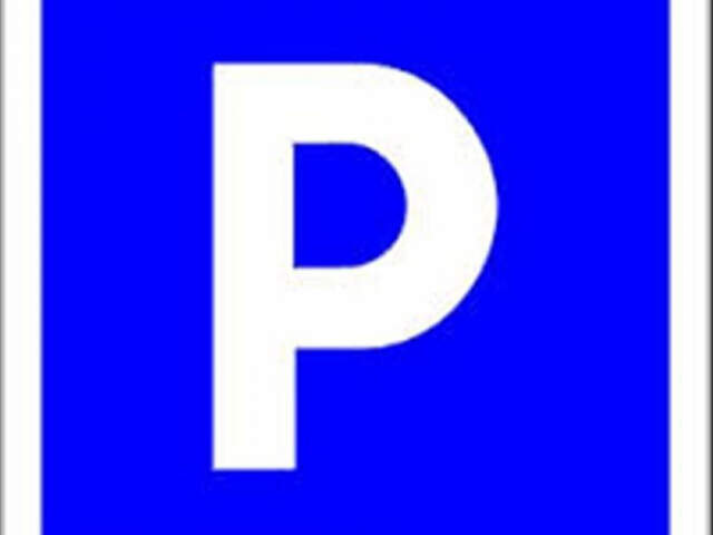 Parking / box Rouen — photo du bien