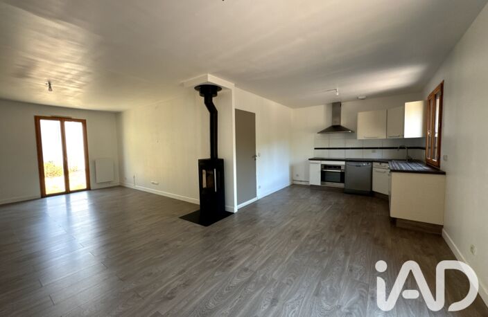 Vente Maison/villa 4 pièces — photo 2