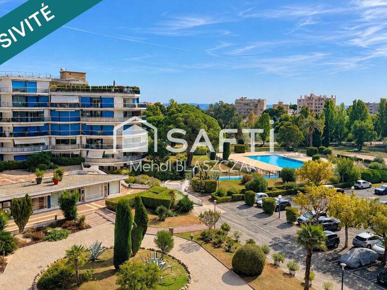 Terrasse, piscine et aperçus mer — photo 1