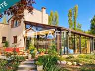 Maison avec parc arboré et véranda. — photo 2