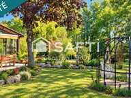 Maison avec parc arboré et véranda. — photo 3