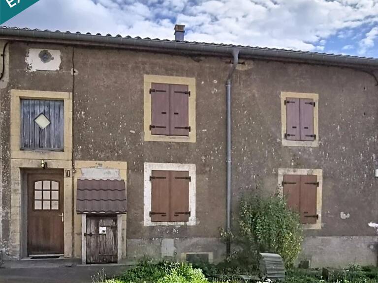 Maison avec 4 chambres, terrasse et jardin avec plein de potentiel ! — photo 1