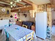 Maison avec 4 chambres, terrasse et jardin avec plein de potentiel ! — photo 2