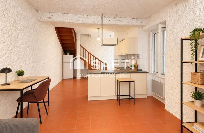 Maison de village au centre de Magalas sur 2 niveaux environ 63m2 — photo 3