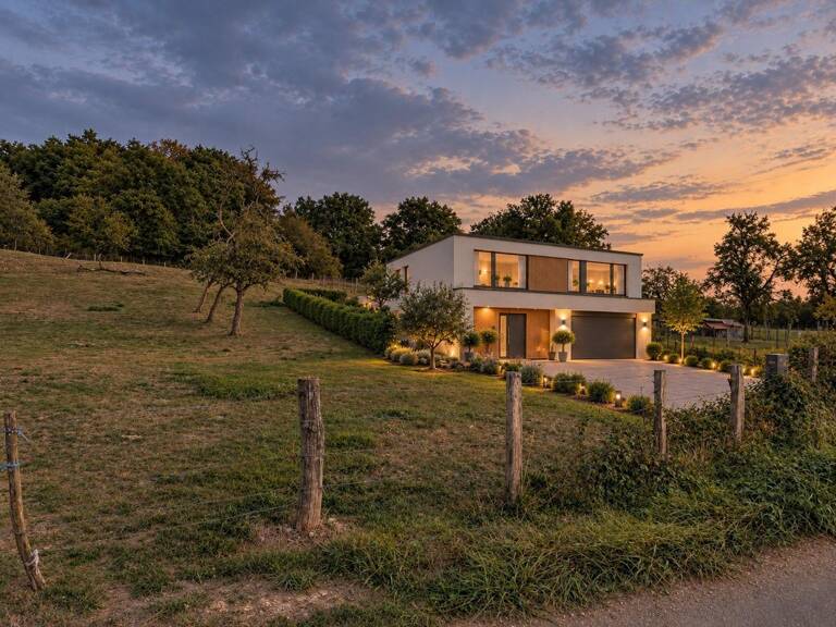 À Vendre  Terrain constructible de 12.47ares dans un écrin de verdure — photo 1