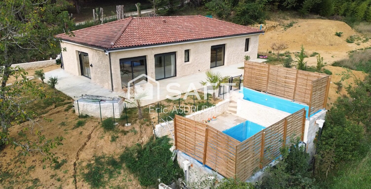 Maison plain-pied 145 m² - 24200 Sarlat la Canéda — photo 1