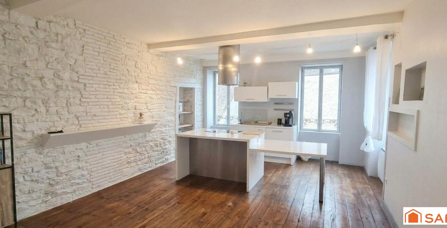 Appartement T3 lumineux avec cachet — photo 1