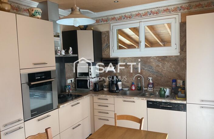 Maison familiale, trois chambres avec grande véranda et un terrain de 2498 m² — photo 4