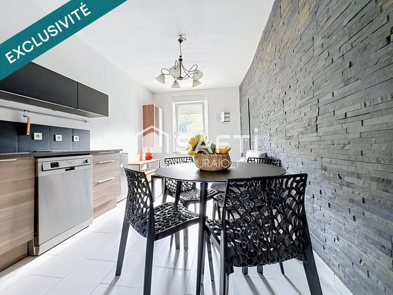 T2 34 m² + buanderie de 20 m²  Vendu meublé — photo 1