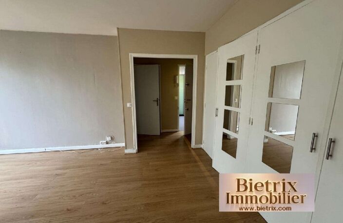 Location appartement 2 pièces 46 m² à L'Isle-Adam (95290) — photo 4