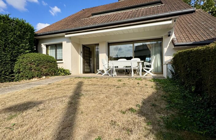 Vente Maison/villa 7 pièces — photo 2