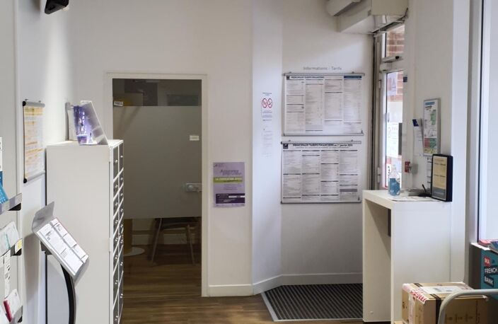 Vente Boutique/Local commercial 101 m&sup2; — photo 2
