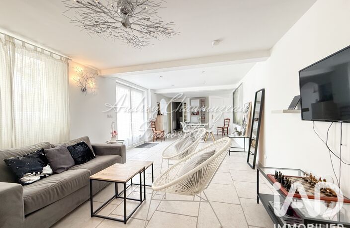 Vente Maison/villa 6 pièces — photo 2