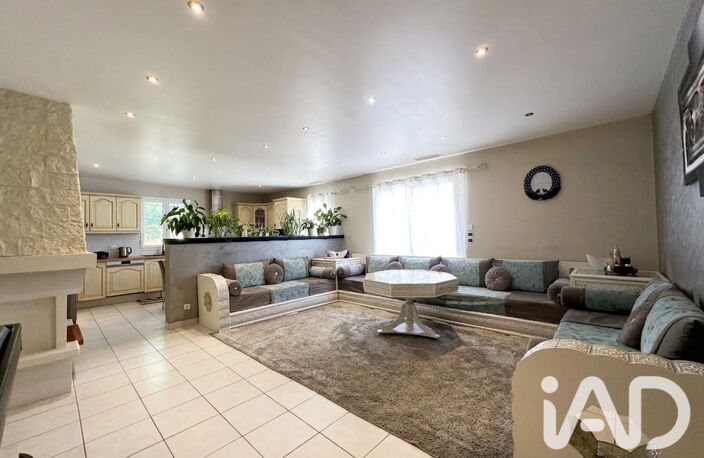 Vente Maison/villa 4 pièces — photo 2