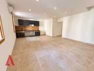 T3 appartement rénové avec 2 chambres, terrasse et garage au cur de Magalas — photo 2