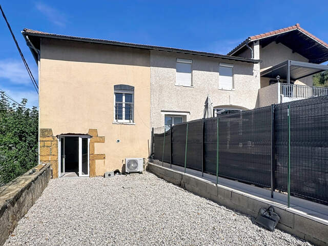 Appartement T3 Triplex — photo du bien
