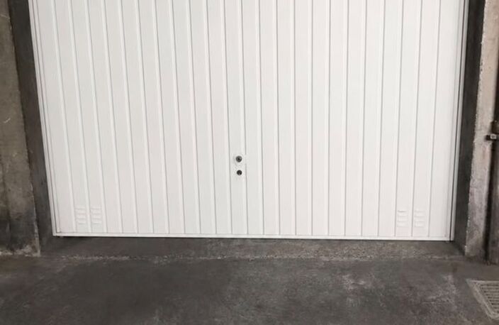 Vente Garage 15 m&sup2; — photo 2