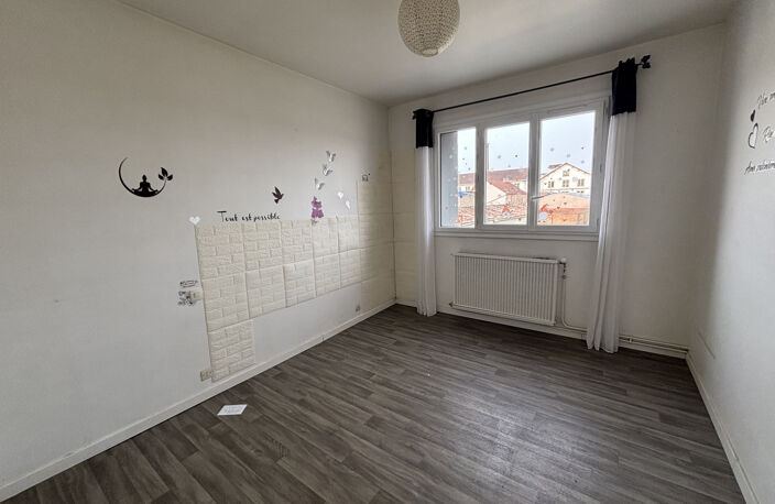 APPARTEMENT RESIDENCE SEUCRISÉE - 3 PIECES SECTEUR GARE — photo 4