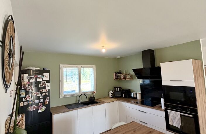 Vente Maison/villa 4 pièces — photo 3