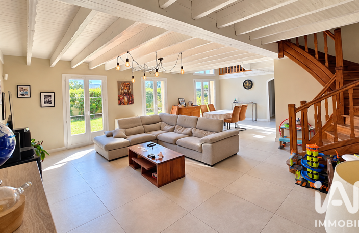 Vente Maison/villa 7 pièces — photo 2